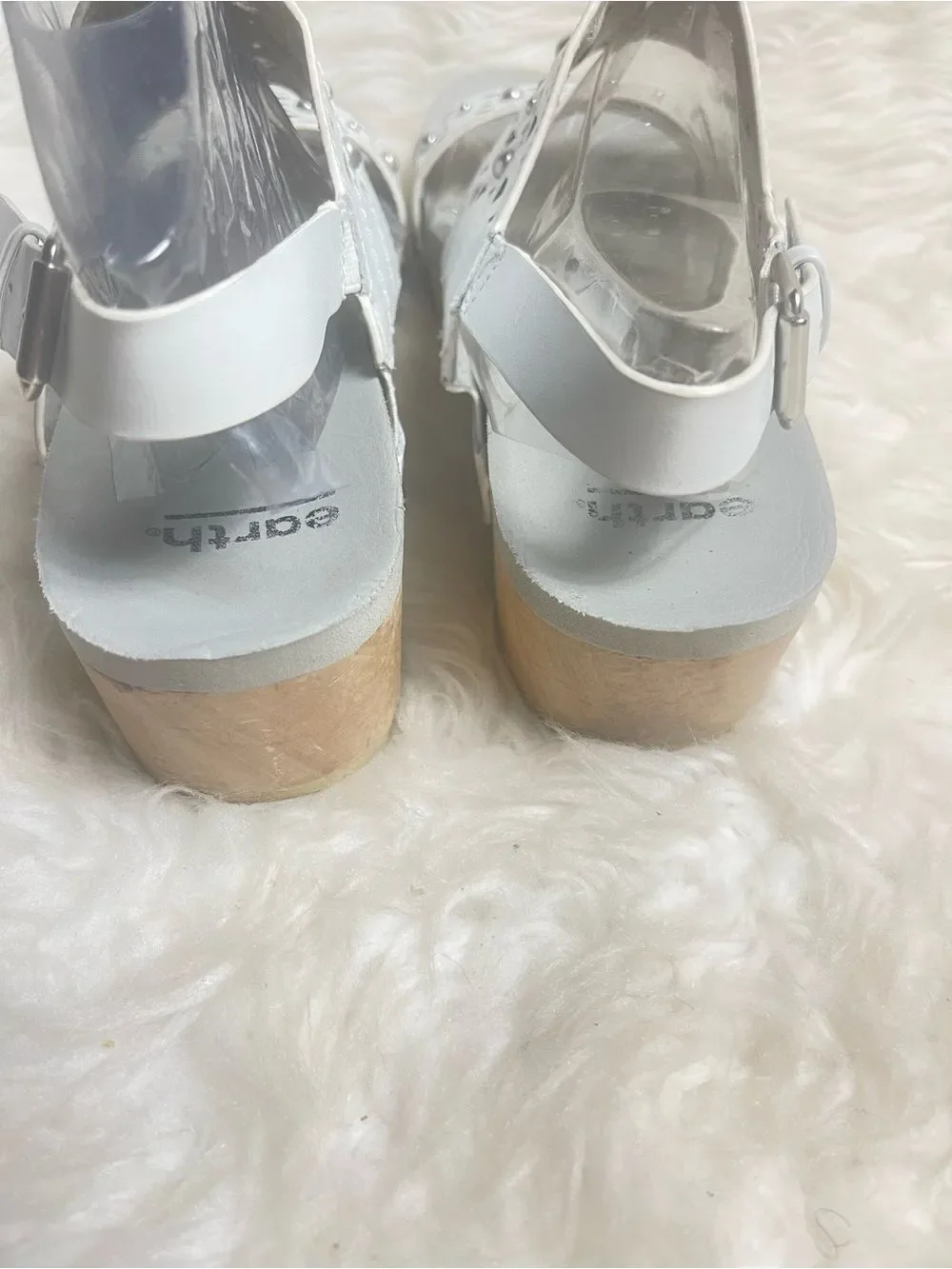 Earth White Pine Toba leather white Perforated Studded Wedge Sandals